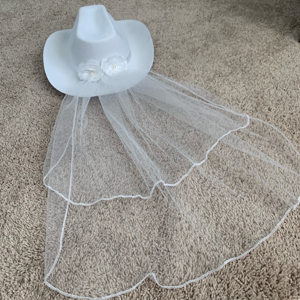 White Bachelorette Cowboy Hat